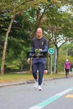Runner Photo 5670785