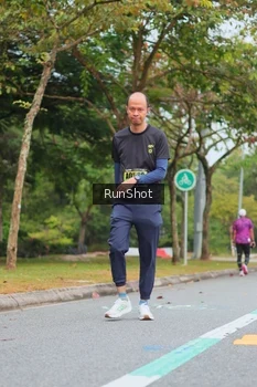 Runner Photo 5670786