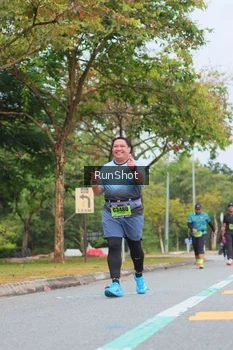 Runner Photo 5670800