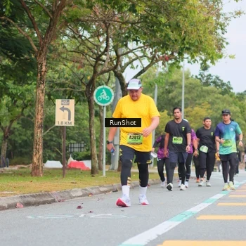 Runner Photo 5670894