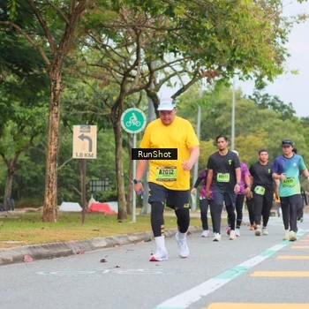Runner Photo 5670895