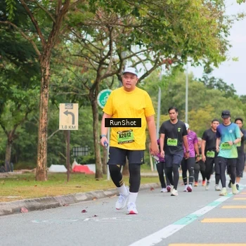 Runner Photo 5670904
