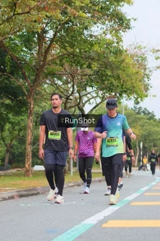 Runner Photo 5670923