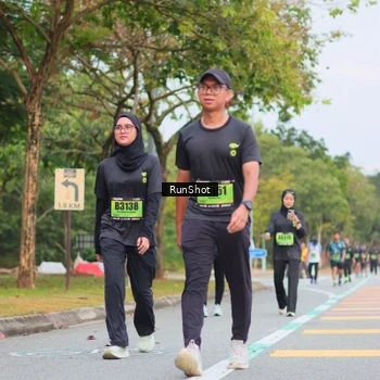 Runner Photo 5671003