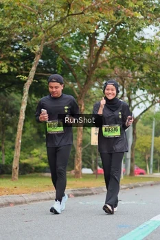 Runner Photo 5671024
