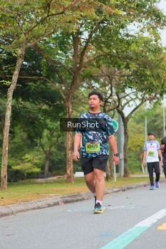 Runner Photo 5671060