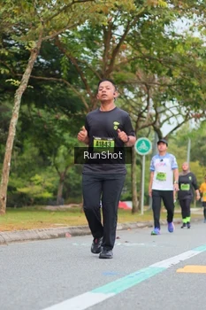 Runner Photo 5671082