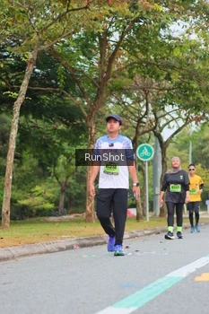Runner Photo 5671084