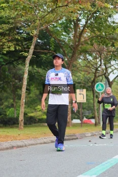 Runner Photo 5671099