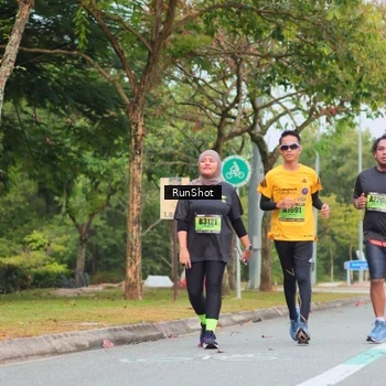 Runner Photo 5671106