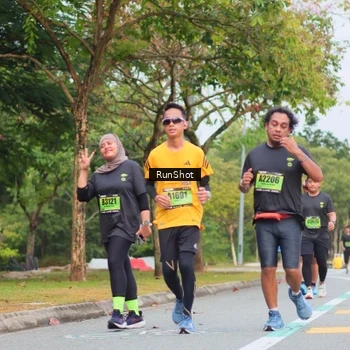 Runner Photo 5671126
