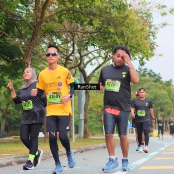 Runner Photo 5671128