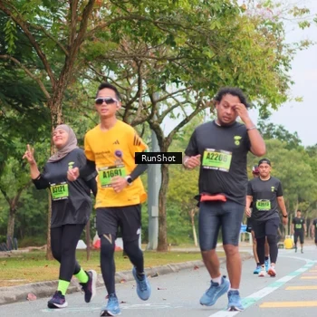 Runner Photo 5671129