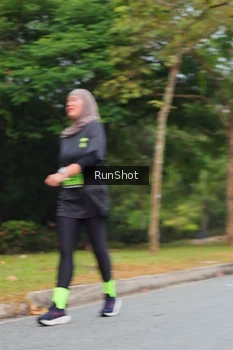 Runner Photo 5671155