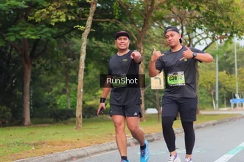Runner Photo 5671225