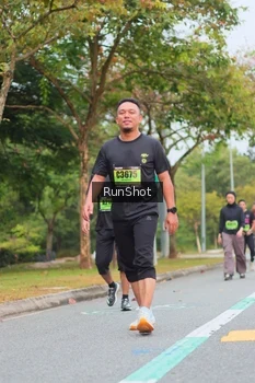 Runner Photo 5671231