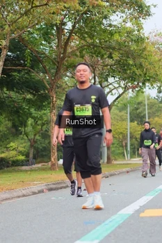 Runner Photo 5671232