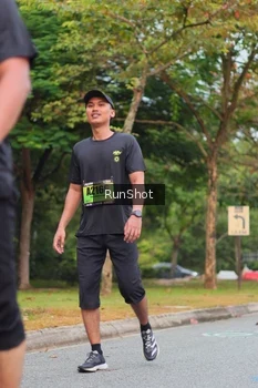 Runner Photo 5671236