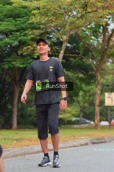 Runner Photo 5671246