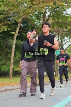 Runner Photo 5671253