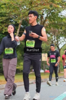 Runner Photo 5671277