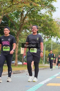 Runner Photo 5671303