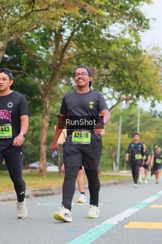Runner Photo 5671307