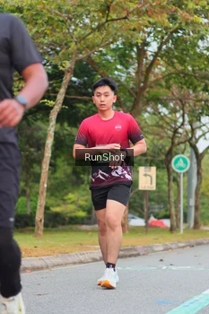 Runner Photo 5671315