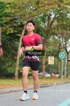 Runner Photo 5671322