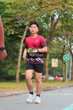 Runner Photo 5671323