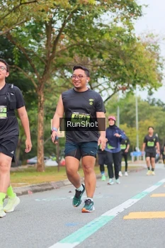 Runner Photo 5671374