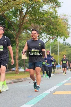 Runner Photo 5671376