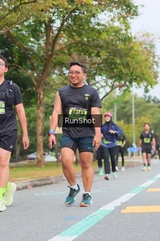 Runner Photo 5671378