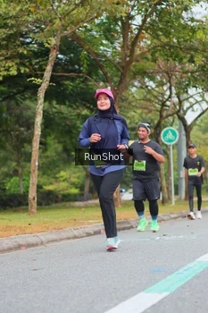 Runner Photo 5671385