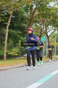 Runner Photo 5671386