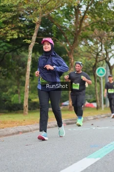 Runner Photo 5671395