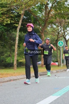 Runner Photo 5671396