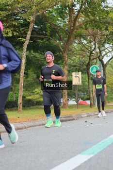 Runner Photo 5671404