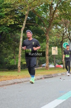 Runner Photo 5671409