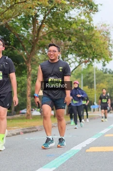 Runner Photo 5671411