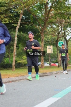 Runner Photo 5671421