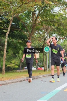 Runner Photo 5671423