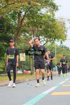Runner Photo 5671426