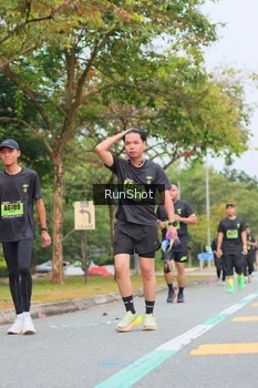 Runner Photo 5671431