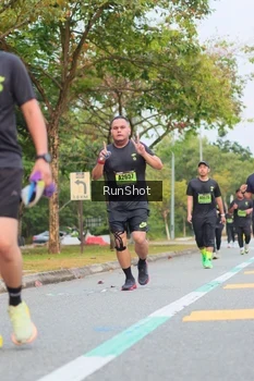 Runner Photo 5671456