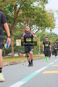 Runner Photo 5671459