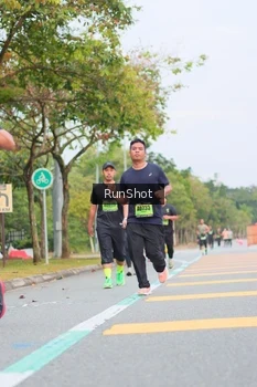 Runner Photo 5671464
