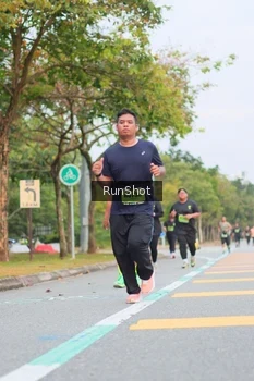 Runner Photo 5671481