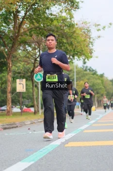 Runner Photo 5671497