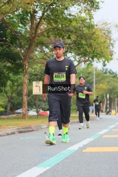 Runner Photo 5671517